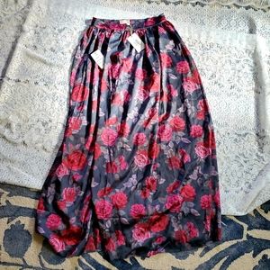 Joyfolie women's skirt medium
